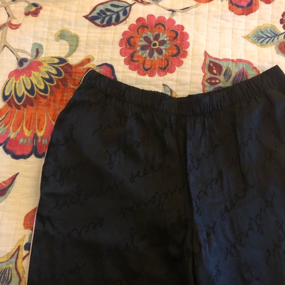 NWOT Silky Victoria’s Secret Pajama Set - Picture 10 of 10